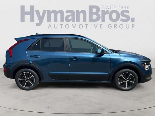 2025 Kia Niro EX