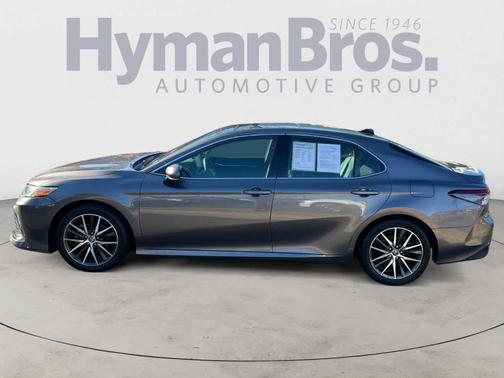 2021 Toyota Camry XLE