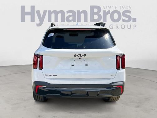 Glacial White Pearl 2026 Kia Sorento SX