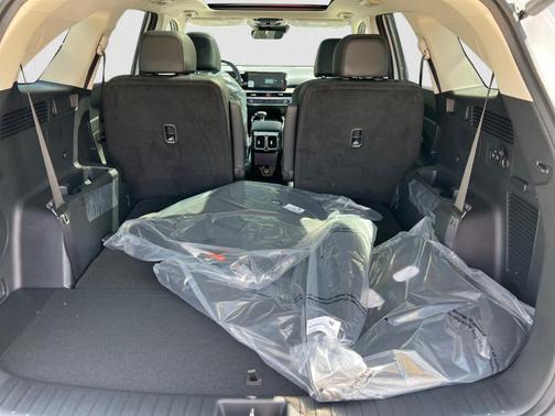 Glacial White Pearl 2026 Kia Sorento SX
