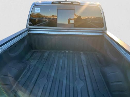 2023 Nissan Titan SV