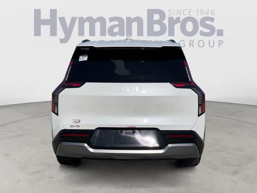 2024 Kia EV9 Land