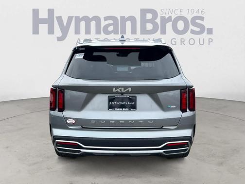 2022 Kia Sorento Hybrid S
