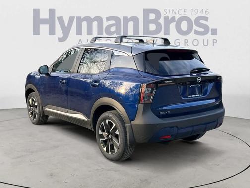 2025 Nissan Kicks SV