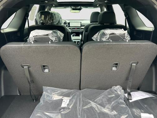 Wolf Gray 2026 Kia Sorento SX Prestige