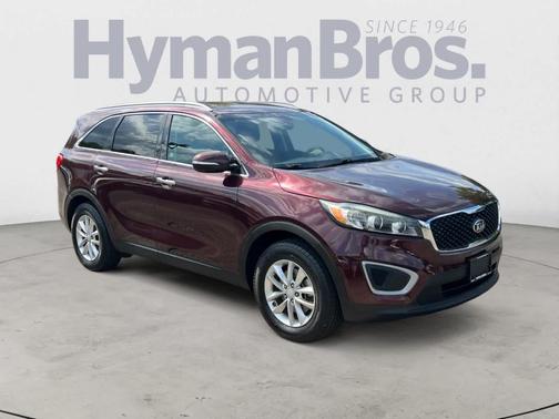 Sangria Red 2017 Kia Sorento LX