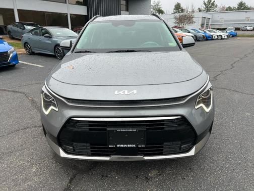 2025 Kia Niro EX Touring