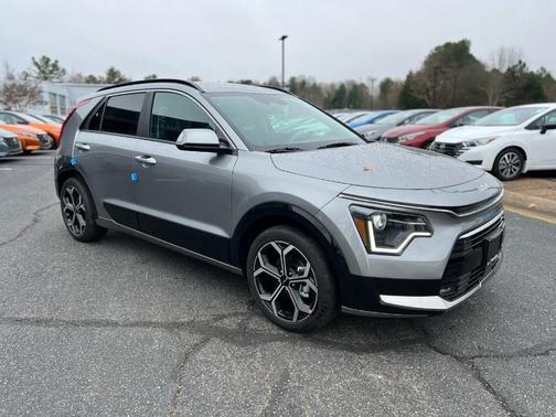 2025 Kia Niro EX Touring