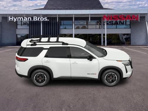 Pearl 2026 Nissan Pathfinder Rock Creek