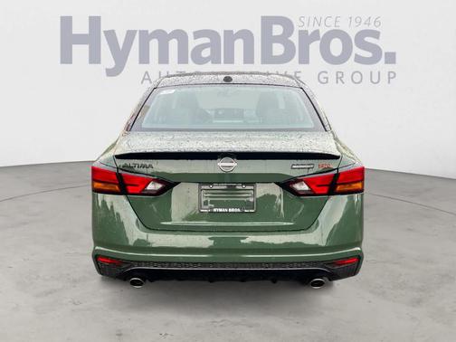 2t Grn Blk Roof 2026 Nissan Altima 2.5 SR