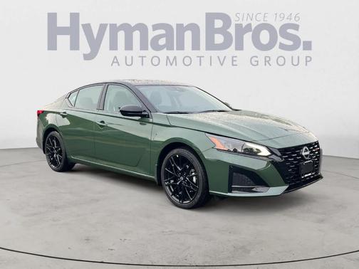 2t Grn Blk Roof 2026 Nissan Altima 2.5 SR