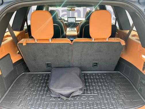 2023 Lincoln Aviator Black Label Grand Touring