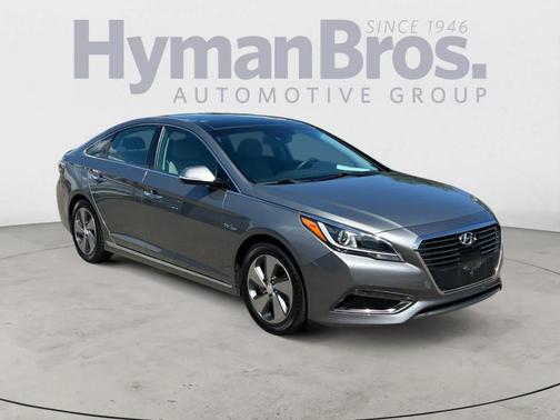 2017 Hyundai SONATA Hybrid Limited