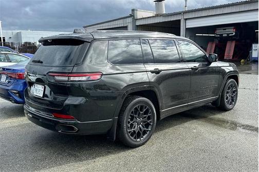 2023 Jeep Grand Cherokee L Summit Reserve