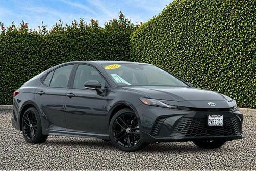 Underground 2026 Toyota Camry SE