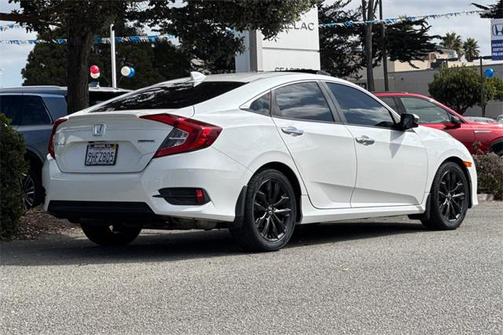 2017 Honda Civic Touring