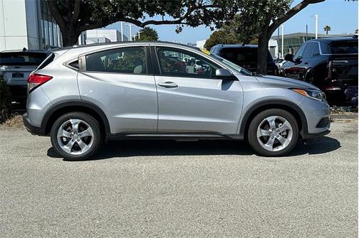 2022 Honda HR-V LX