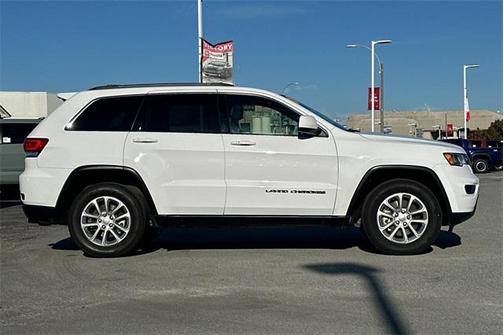 2021 Jeep Grand Cherokee Laredo