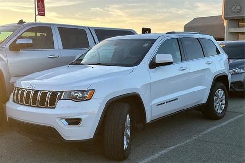 2021 Jeep Grand Cherokee Laredo