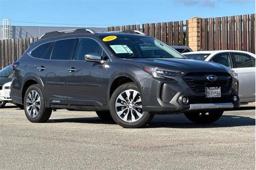 2023 Subaru Outback Touring