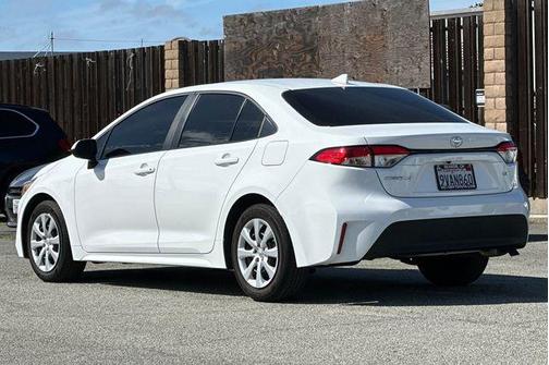 Ice Cap 2025 Toyota Corolla LE