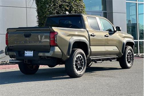 2025 Toyota Tacoma TRD Off Road