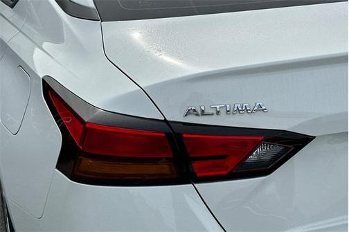 2020 Nissan Altima S FWD