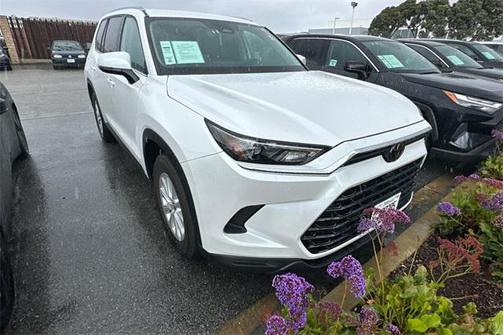 2025 Toyota Grand Highlander XLE