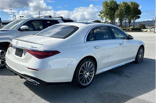 2023 Mercedes-Benz S-Class 4MATIC