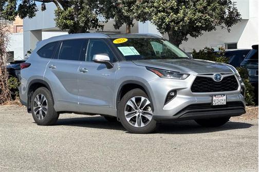 2021 Toyota Highlander Hybrid XLE