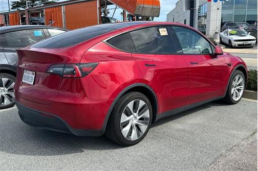 2021 Tesla Model Y Long Range Dual Motor All-Wheel Drive