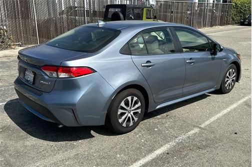 2020 Toyota Corolla Hybrid LE