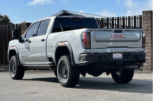 2025 GMC Sierra 2500 AT4X