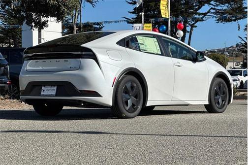 2026 Toyota Prius Plug-In Hybrid SE