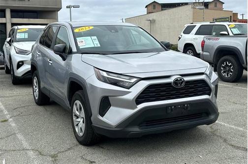 2024 Toyota RAV4 LE