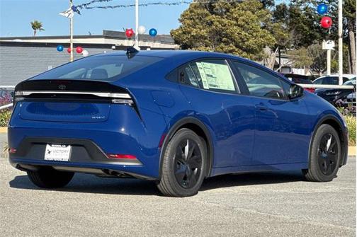 2026 Toyota Prius Plug-In Hybrid SE