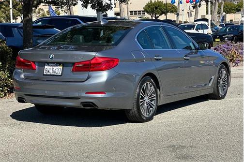2017 BMW 540 540i