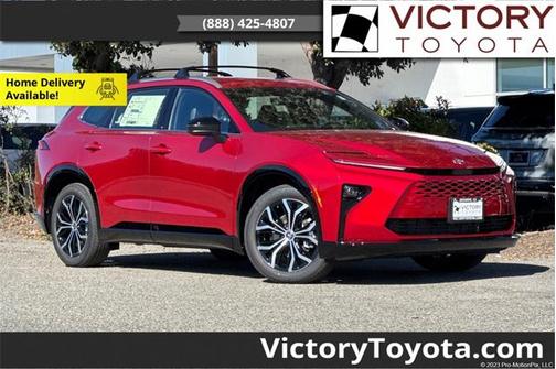 2025 Toyota Crown Signia XLE