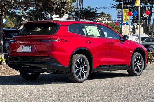 2025 Toyota Crown Signia XLE