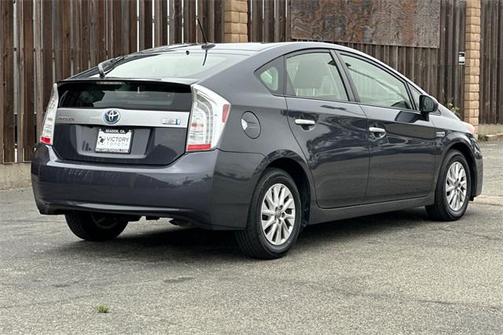 2013 Toyota Prius Plug-in Advanced