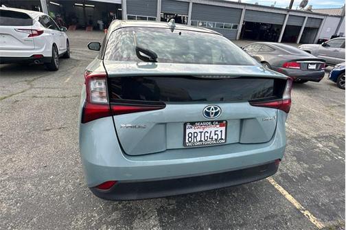 2020 Toyota Prius LE