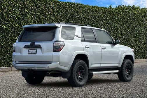 Classic Silver Metallic 2021 Toyota 4Runner TRD Off Road Premium