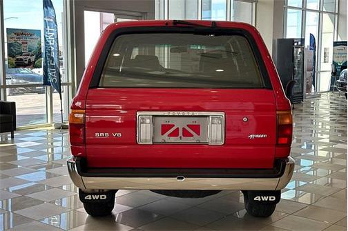 2003 Toyota Land Cruiser Base