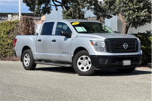 2017 Nissan Titan S