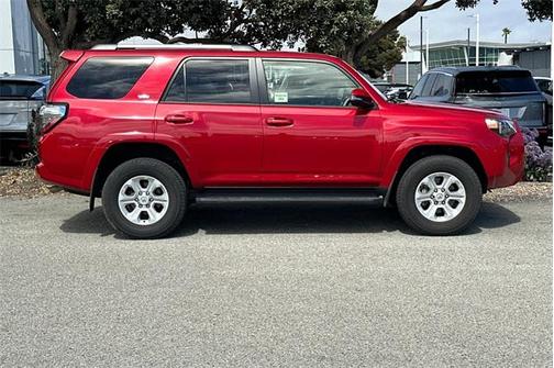 2024 Toyota 4Runner SR5 Premium