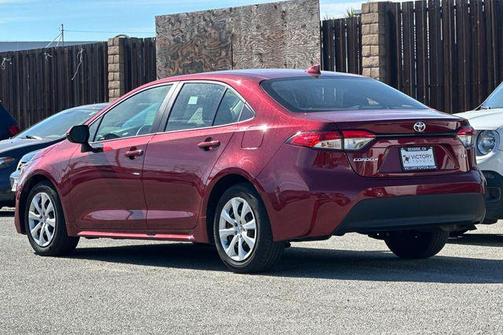 Ruby Flare Pearl 2025 Toyota Corolla LE