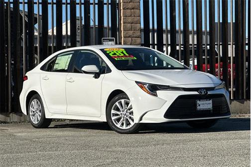 2026 Toyota Corolla LE