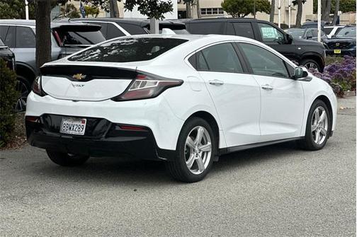 2018 Chevrolet Volt LT