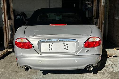 2002 Jaguar XKR Base