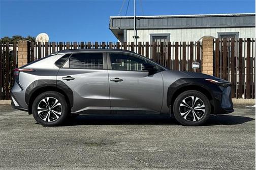 2023 Toyota bZ4X Limited